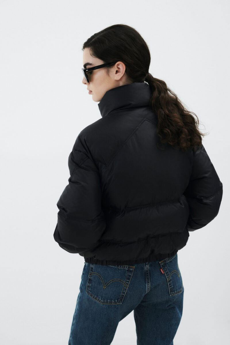 Short winter jacket. Cropped bomber jacket with high collar; zipper and elastic waist.