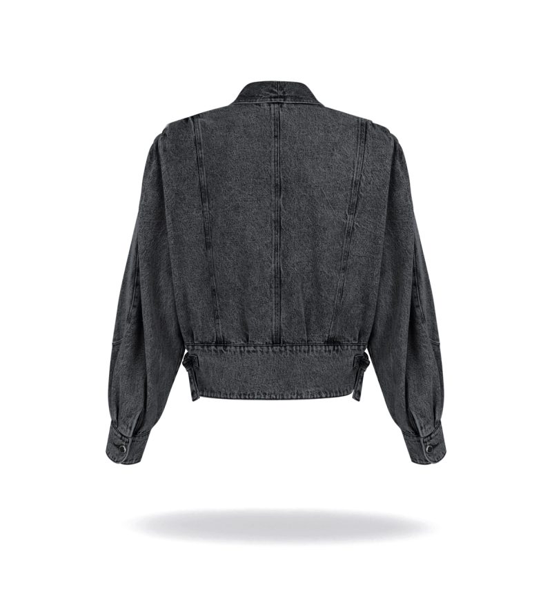 Denim jacket with wide shoulder, soft black denim and buttons on the front.