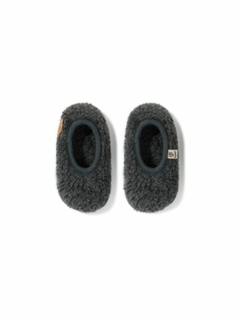 Comfy wool slippers for kids with non-slip sole, graphite