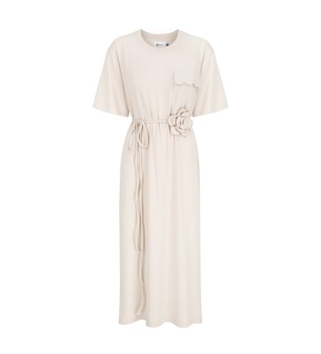 Bamboo dress with round neck, sand beige colour. Loose fit, front pocket with ruffles.