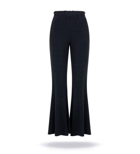 Soft, comfortable leggings, flared, elastic waist. Black.