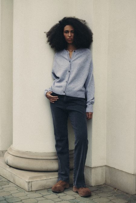 Alternative view of Spodnie Classic washed-black denim