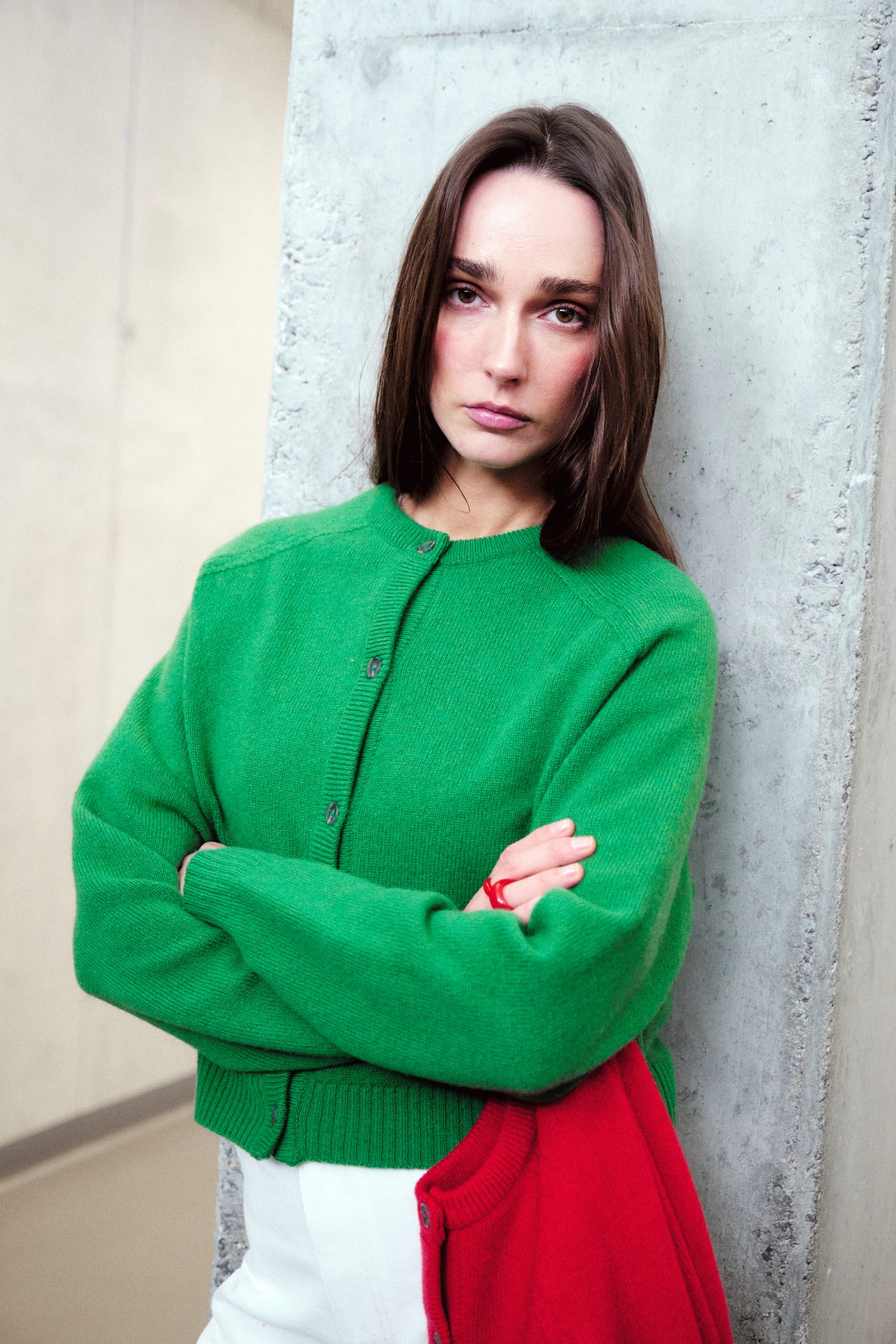 Kardigan z wełny merino Pure Green - obrazek 2